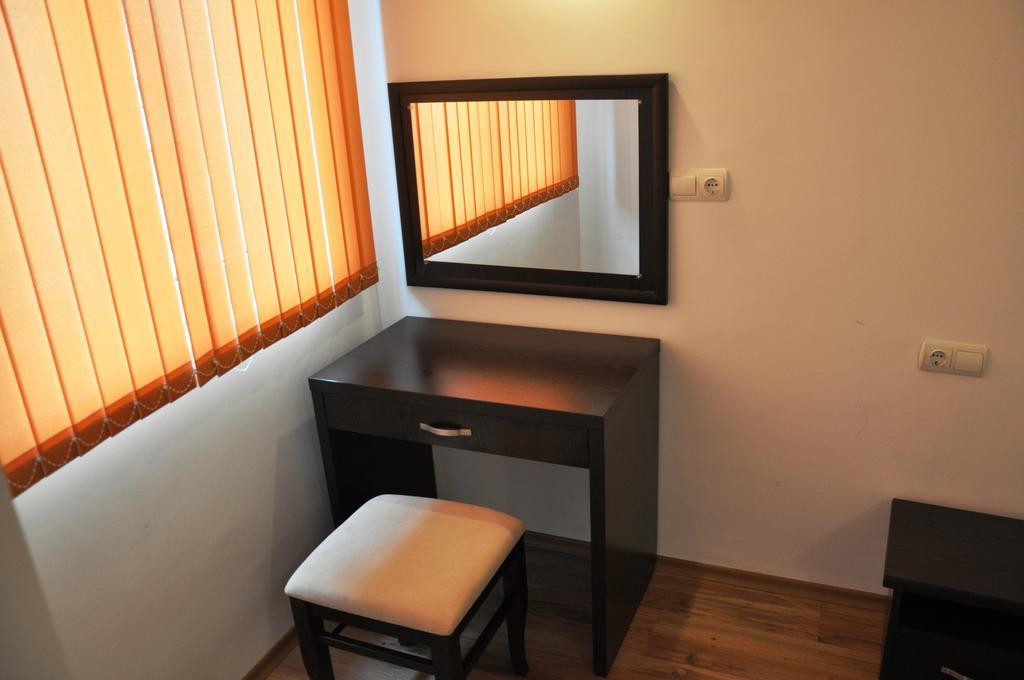 Tomi Family Apartments Slântsjev Brjag Rom bilde